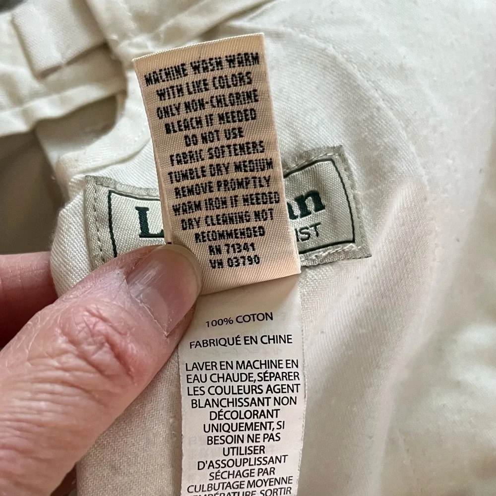 L.L. Bean Men’s Cream Khaki Comfort Waist Chino Shorts, Size 38 - Picture 5 of 9